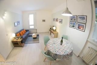Lake Haven just steps from Lake Como, a charming newly-renovated suite - 8
