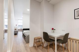 Hook Urban Spacious Studio - 7