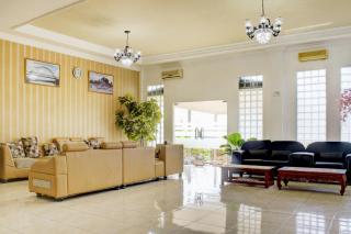Townhouse Oak near Duta Mall Palangka Raya formerly Hotel Nascar Family - 1
