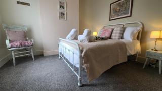 Charbon Cottage - 1