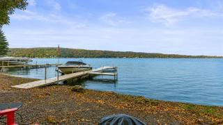 Honeoye Cottage 50' Lakefront Dock FLX - 7