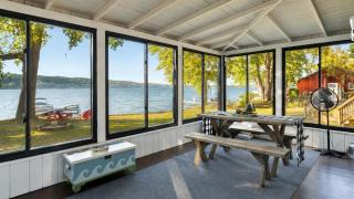 Honeoye Cottage 50' Lakefront Dock FLX - 6