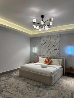 Macdonald Residence - 2