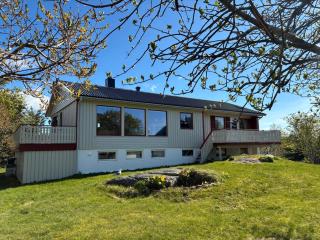 House by the sea, Ballstad Lofoten - 8