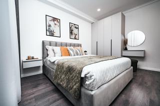 New Flat with 2 Bedrooms Near Park - 2