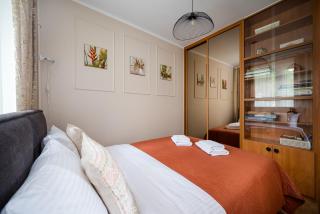 Aleja Waszyngtona Sowinski Apartment by BookingHost - 1