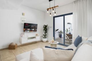 Helia Holiday Home by Nomads - 6