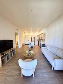Peaceful 1BR Retreat with Courtyard View in Irvine - 6