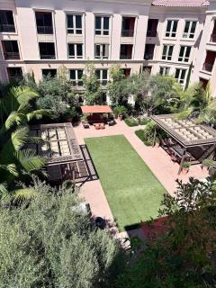 Peaceful 1BR Retreat with Courtyard View in Irvine - 2