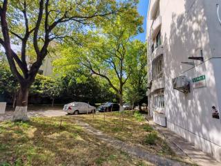 Shanghai Meiyinlin Guesthouse English Service VPN-embedded WiFi Free Laundry and Luggage Storage 全屋蓝牙音响 宠物友好 旅居友好 生活便利 餐桌投影 游戏机桌游 客厅电脑打印机 可做饭 夜灯小院 安静隔音 - 8