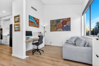 Witton Breeze Modern Seaside Stay by Jetty and Cafs - 7