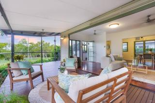 Tropica Oasis Elevated Seaside Living with Pool - 3