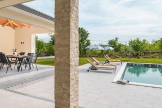 Villa Fortuna - Private Pool and Garden Retreat - Labin - 2