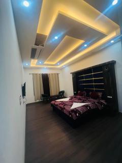 Gulmarg star inn - 2