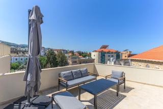Quattro - Deluxe Studios & Rooftop in Batroun - 5