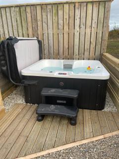 Rural cabin for 2 with hot tub - 9