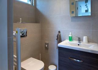 Rural cabin for 2 with hot tub - 7