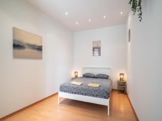Lively City Getaway for 10 Near Meir - Anvers - 2