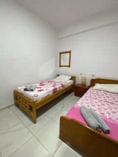 Hellenas Apartments - 6