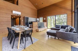 Newly Built Luxury Villa with Jacuzzi & Sauna - 9