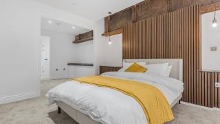 Luxury Apartment Jewellery Quarter Birmingham - 5