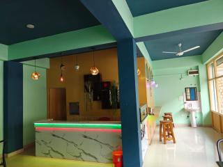 The Apricot Palace - 1