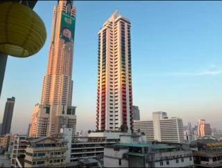 Cozy 1br walk to BTS and Airport Rail Link Close to Malls G7 - 8