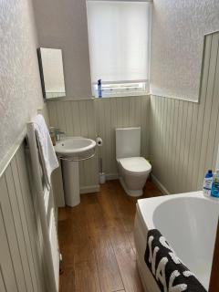 Beautiful & bright 2 bed flat Murrayfield - 2