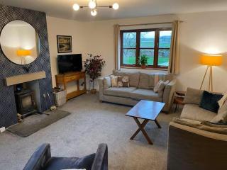 Beautiful four bedroom Peak District home - 7
