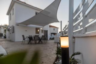 Black Swan Villa Protaras - Walk to Beach - 3
