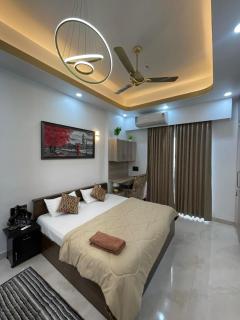 Bright & Cozy - 0