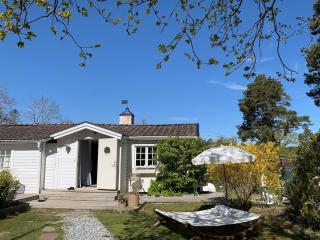 4 bedroom House with Ocean views and large garden - 0