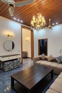 4BR Modern Villa Near Valencia Town Lahore - 7