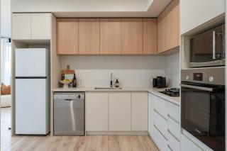 Luxury Central Market Apartment With Gym And Parking Available - 6