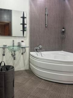 Spacious and comfortable 3-bedroom apartment - 2