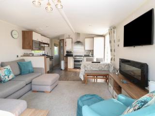 Hopton Holiday Village - Holiday Accommodation 632 - 7
