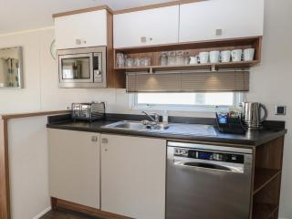Hopton Holiday Village - Holiday Accommodation 632 - 3