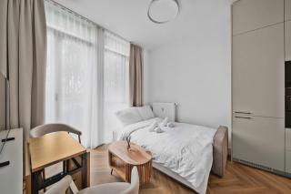 Quiet City Retreat Studio - 10 min from Main Station - 9