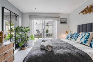 Amazing 2 Bedrooms Flat in Esplanade Road - 2