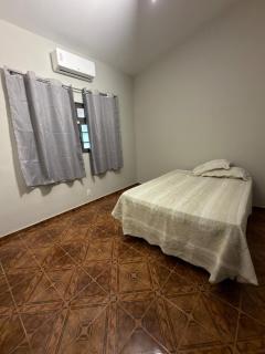 Casa de campo exclusiva com piscina, fite pit e vista para lagoa - 9
