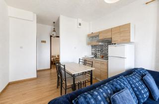 PROPERSTAY 105 - Seastep Flat Polychrono - 6