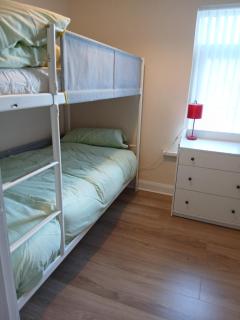 Holywood Centre Terrace House - 2