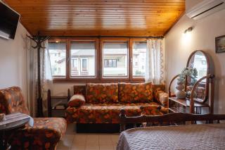 Valchevi Apartments - 1