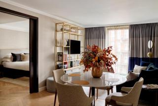 The Guardsman Hotel - 2