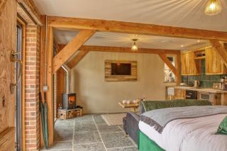 Luxury Woodland Retreat near Lyme Regis with outdoor copper bath tub - 6
