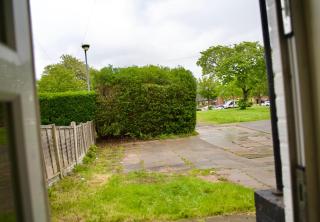 Private Double Room Near Birmingham Airport & NEC with Free Parking - 8