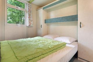 Camping les Pialades -Chalet Club 5 - 1