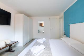 10' from the Sea, Apartment with Garden, WiFi & AC - 1
