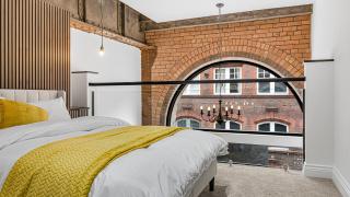 Luxury Apartment Jewellery Quarter Birmingham Apartment No 3 - 2