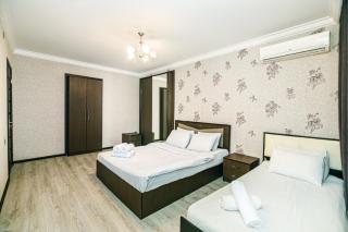 Hollywood Apartment İn The Targovu - 3